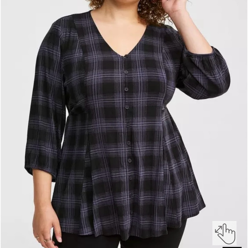 Torrid Fit and Flare Rayon Slub Button Up Top